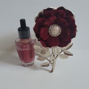 Bath & Body Works Wallflower, ROSE with  Fragrance Refill